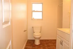 3312 26th St W, Bradenton, FL 34205 - Photo 23