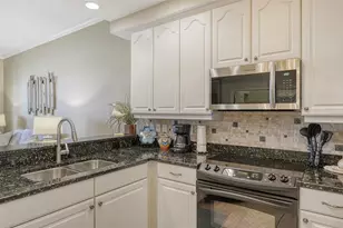 6350 Water Crest Way, Lakewood Ranch, FL 34202 - Photo 17