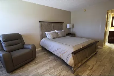 7150 N Tamiami Trail #C226, Sarasota, FL 34243 - Photo 9