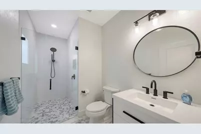 375 N Washington Drive, Sarasota, FL 34236 - Photo 23