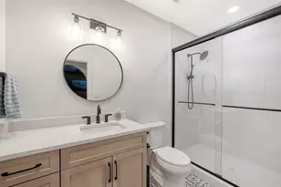 375 N Washington Dr, Sarasota, FL 34236 - Photo 21
