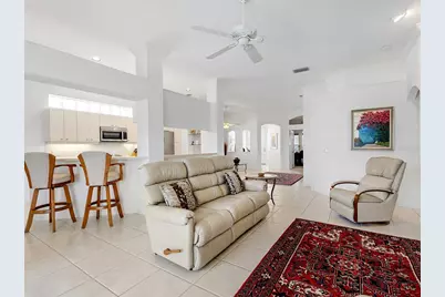 10106 Glenmore Avenue, Bradenton, FL 34202 - Photo 15