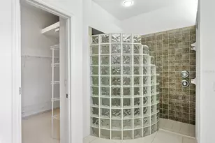 10106 Glenmore Ave, Bradenton, FL 34202 - Photo 33