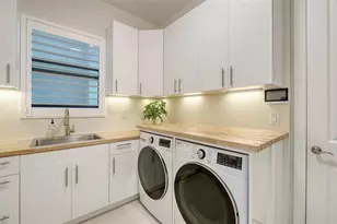 9104 Bernini Pl, Sarasota, FL 34240 - Photo 25