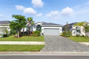 19085 Cabernet Ct, Venice, FL 34293 - Photo 1