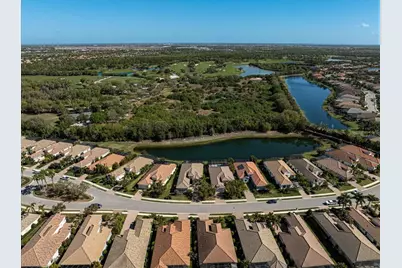 14911 Castle Park Terrace, Lakewood Ranch, FL 34202 - Photo 3