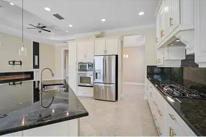 14911 Castle Park Terrace, Lakewood Ranch, FL 34202 - Photo 13