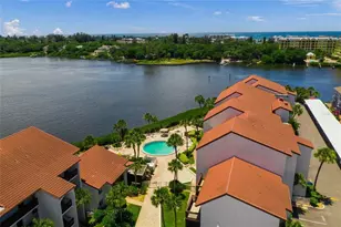 1630 Stickney Point Rd, Sarasota, FL 34231 - Photo 31