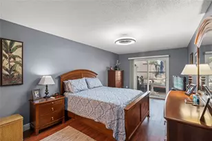 1630 Stickney Point Rd, Sarasota, FL 34231 - Photo 17