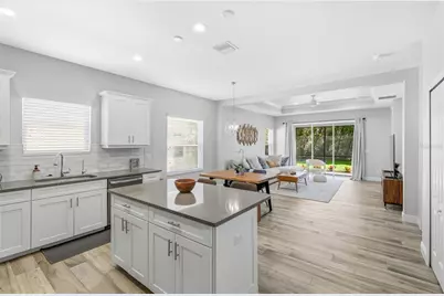 1735 Lake Verona Circle, Bradenton, FL 34211 - Photo 9