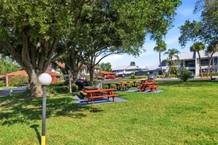 7301 29th Ave Dr W, Bradenton, FL 34209 - Photo 37