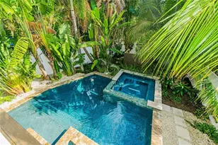 336 Avenida De Mayo, Sarasota, FL 34242 - Photo 57