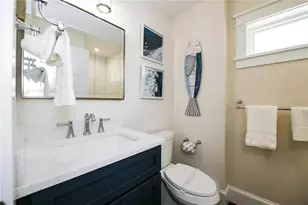 336 Avenida De Mayo, Sarasota, FL 34242 - Photo 29