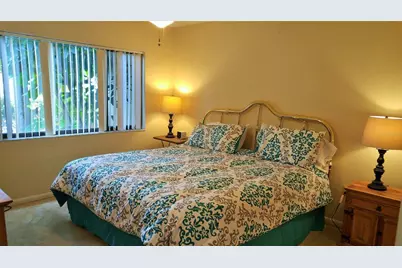 5677 Ashton Lake Drive #11, Sarasota, FL 34231 - Photo 5