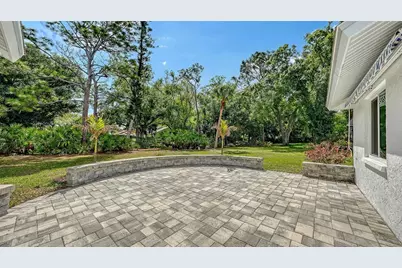 644 Sugarwood Trail, Venice, FL 34292 - Photo 11