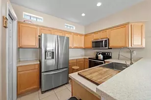 7708 32nd St E, Sarasota, FL 34243 - Photo 7