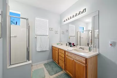 7708 32nd Street E, Sarasota, FL 34243 - Photo 15