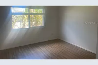 1540 Glen Oaks Drive E #B222, Sarasota, FL 34232 - Photo 9