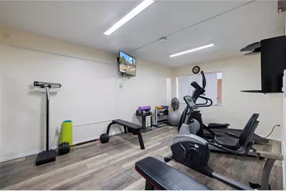 1540 Glen Oaks Drive E #B222, Sarasota, FL 34232 - Photo 15