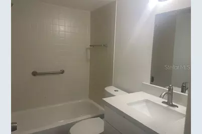 1540 Glen Oaks Drive E #B222, Sarasota, FL 34232 - Photo 11