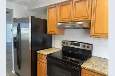 7464 Cass Circle, Sarasota, FL 34231 - Photo 7