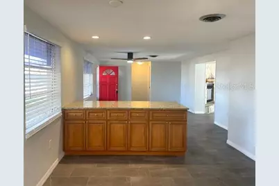 7464 Cass Circle, Sarasota, FL 34231 - Photo 9