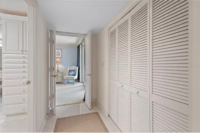 1445 Gulf Of Mexico Drive #501, Longboat Key, FL 34228 - Photo 31