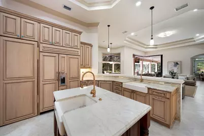 13718 Matanzas Place, Lakewood Ranch, FL 34202 - Photo 15
