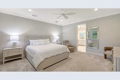 5521 Blue Water Boulevard, Sarasota, FL 34238 - Photo 13