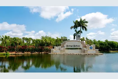 1003 Fairwaycove Lane #205, Bradenton, FL 34212 - Photo 13