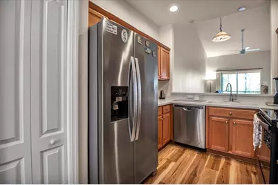 1003 Fairwaycove Lane #205, Bradenton, FL 34212 - Photo 5