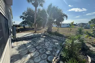 216 Como Dr, Venice, FL 34285 - Photo 9