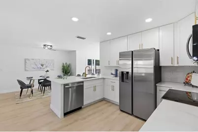 1856 Mova Street, Sarasota, FL 34231 - Photo 9