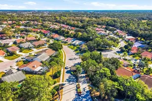 5667 Beaurivage Ave, Sarasota, FL 34243 - Photo 31