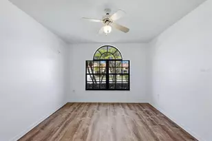 5667 Beaurivage Ave, Sarasota, FL 34243 - Photo 23