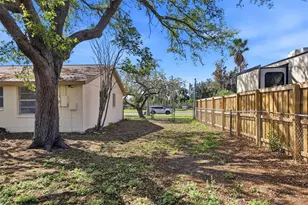 559 Golf and Sea Blvd, Apollo Beach, FL 33572 - Photo 37