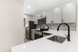 5340 Royal Palm Ave, Sarasota, FL 34234 - Photo 7