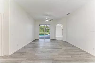 4805 76th Court E, Bradenton, FL 34203 - Photo 5