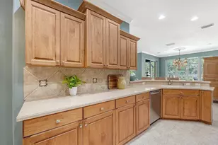 4823 Carrington Cir, Sarasota, FL 34243 - Photo 27