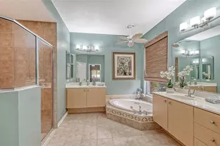 4823 Carrington Cir, Sarasota, FL 34243 - Photo 33