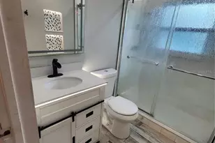 2120 Bayshore Gardens Pkwy, Bradenton, FL 34207 - Photo 19