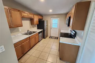 2120 Bayshore Gardens Pkwy, Bradenton, FL 34207 - Photo 3