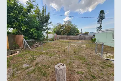 2120 Bayshore Gardens Parkway, Bradenton, FL 34207 - Photo 37