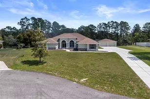 10130 Lazy Days Ct, Weeki Wachee, FL 34613 - Photo 5