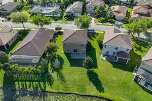 5779 Aaron Ct, Sarasota, FL 34232 - Photo 3