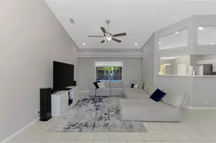 6632 Deering Cir, Sarasota, FL 34240 - Photo 15