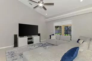 6632 Deering Cir, Sarasota, FL 34240 - Photo 17