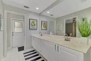 6632 Deering Cir, Sarasota, FL 34240 - Photo 31