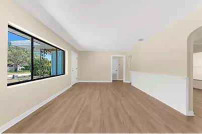 7807 Senrab Drive, Bradenton, FL 34209 - Photo 9