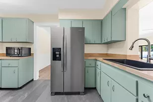 7807 Senrab Dr, Bradenton, FL 34209 - Photo 13